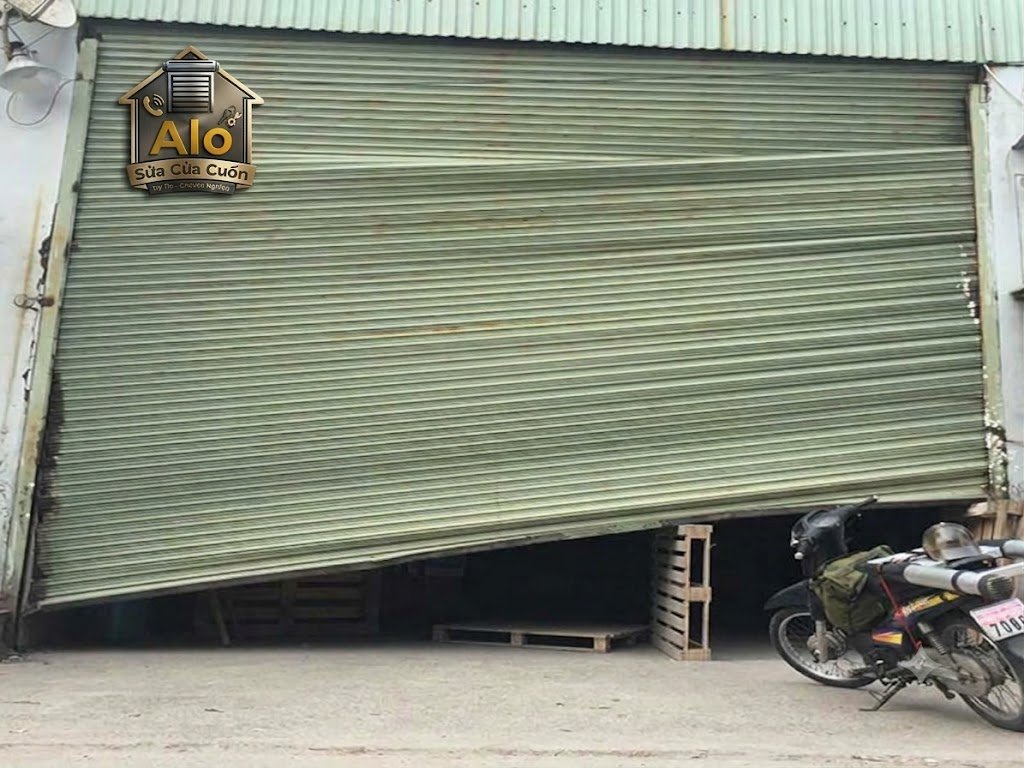 Dấu hiệu nguy hiểm cảnh báo khi nào nên ngừng sử dụng cửa cuốn ngay lập tức
